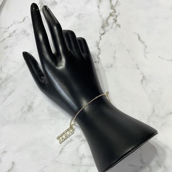 Luxury Roman Numeral Rhinestone Charm Bracelet - Picture 4 of 8